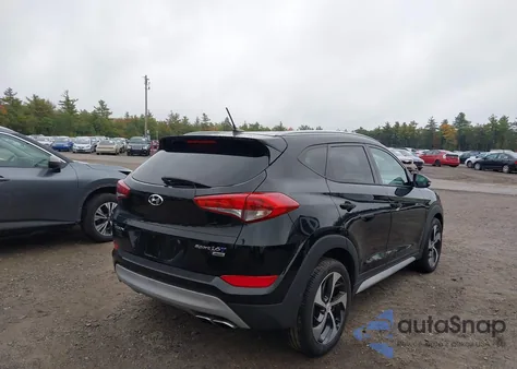 2017 Hyundai Tucson Sport z USA, uszkodzony, nr VIN KM8J3CA26HU438969